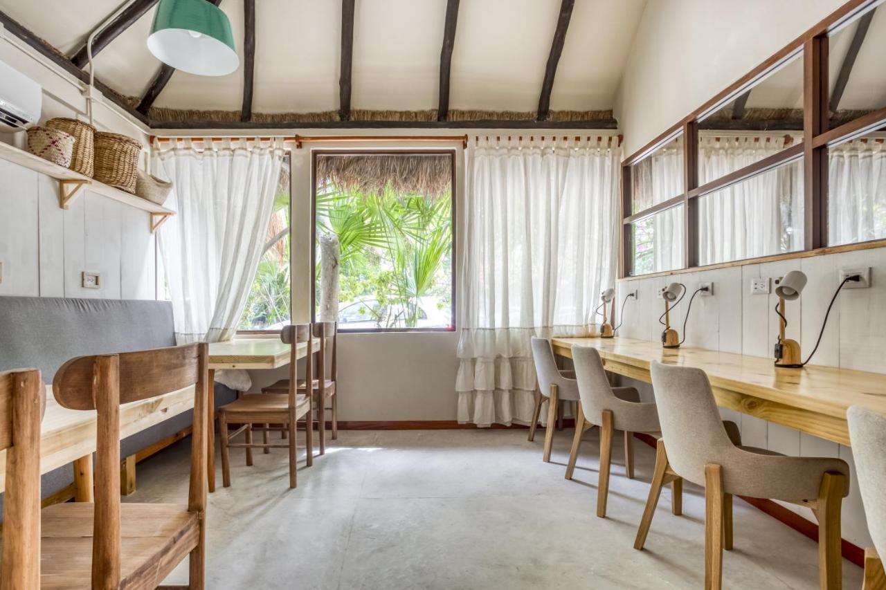 Selina Shared Los Lirios Tulum Pueblo Buitenkant foto